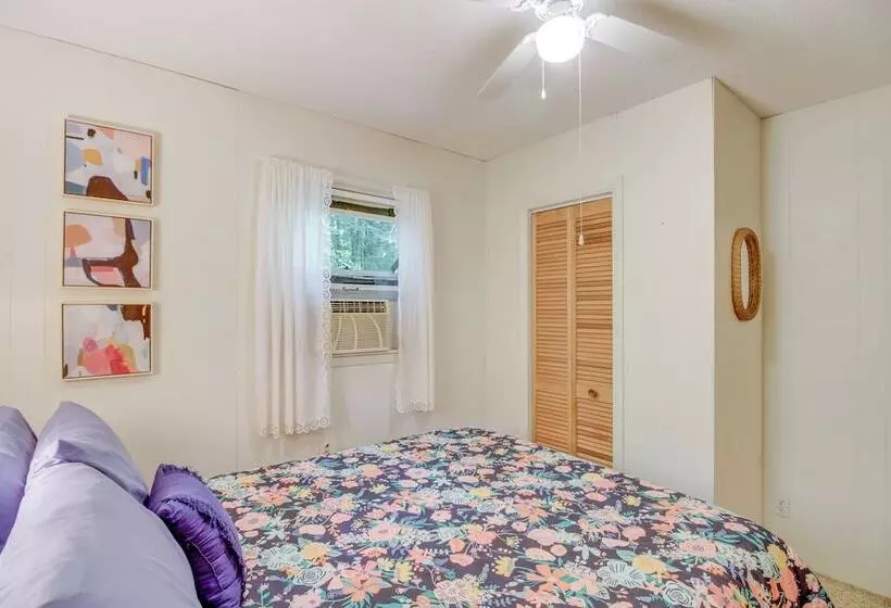 Sullivan Lake Retreat W/ Private Dock + Fire Pit!