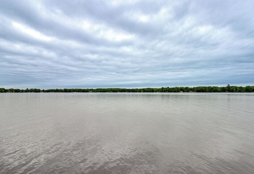 Sullivan Lake Retreat W/ Private Dock + Fire Pit!