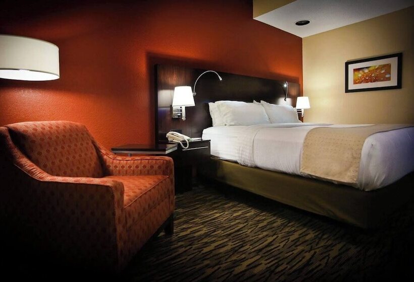 Pearl Street Hotel & Suites