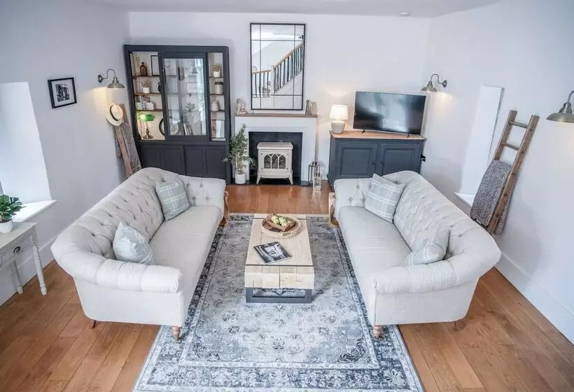 The Granary   3 Bed Barn Conversion   Llawhaden