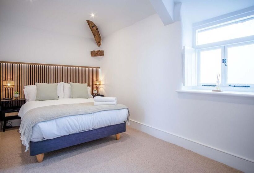 The Granary 3 Bed Barn Conversion Llawhaden