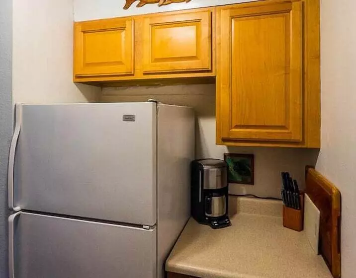 ホテル Kona Islander Inn Condos