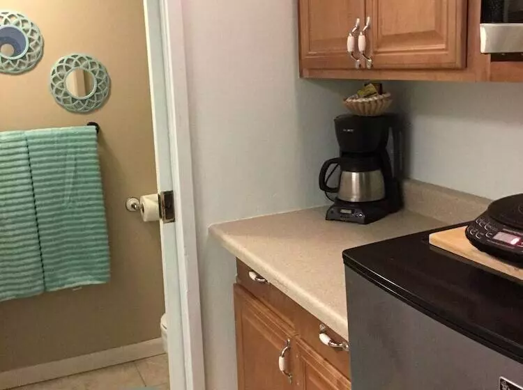 ホテル Kona Islander Inn Condos