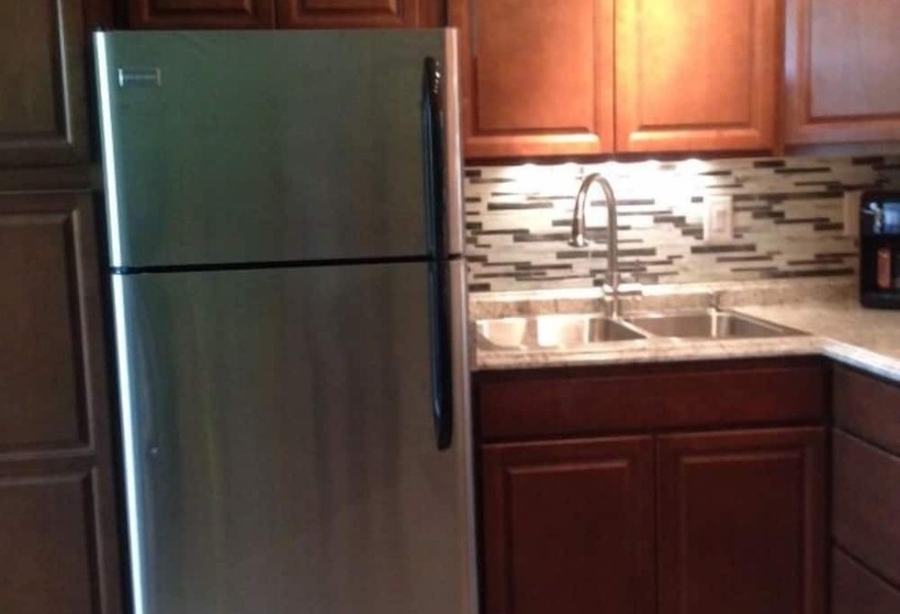 فندق Kona Islander Inn Condos