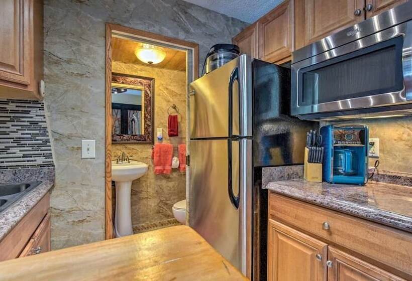 فندق Kona Islander Inn Condos