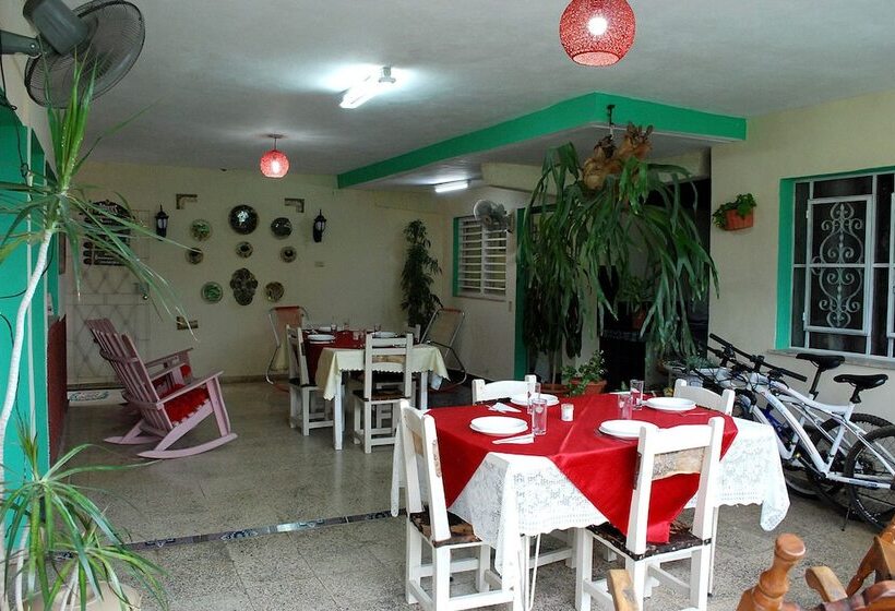 پانسیون Casa Carmen & Daniel