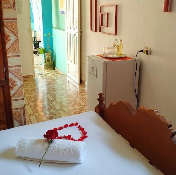 پانسیون Casa Nochea Y Familia