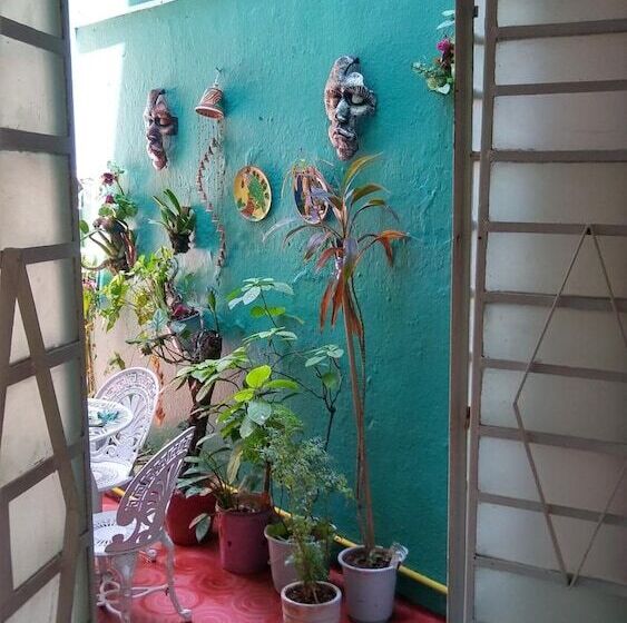 پانسیون Casona La Mirtallo