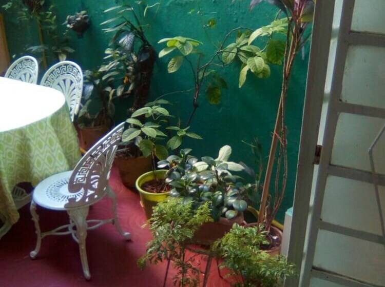 پانسیون Casona La Mirtallo