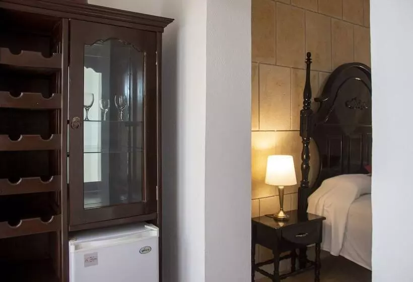 ペンション Hostal La Hiedra