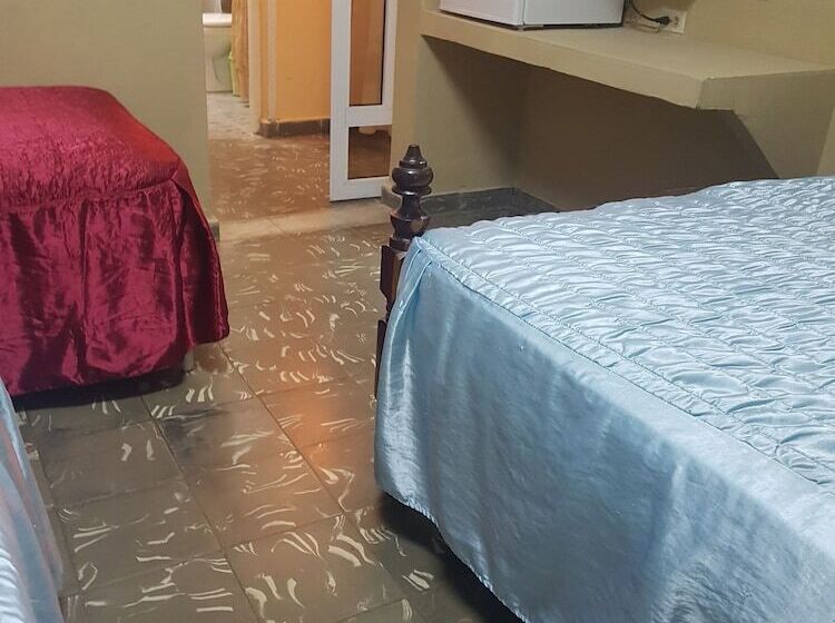 پانسیون Villa La Esquinita