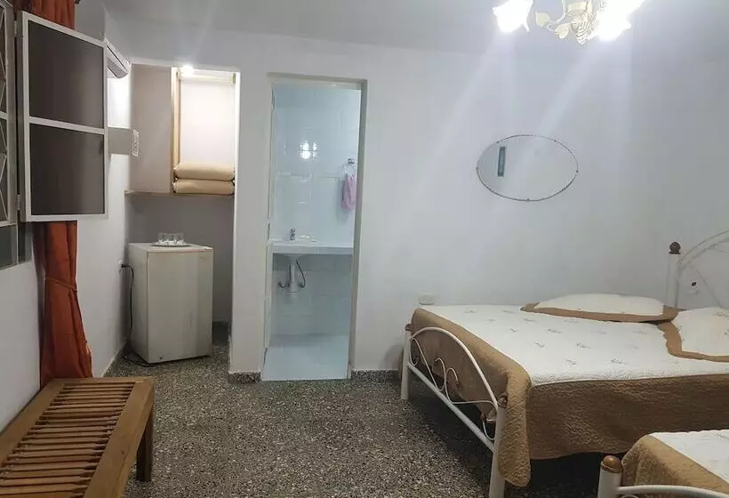 ペンション Villa La Esquinita