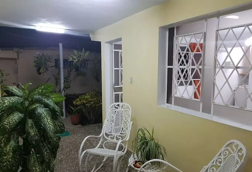 ペンション Villa La Esquinita