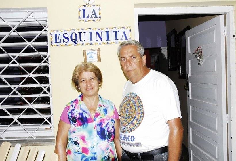 پانسیون Villa La Esquinita