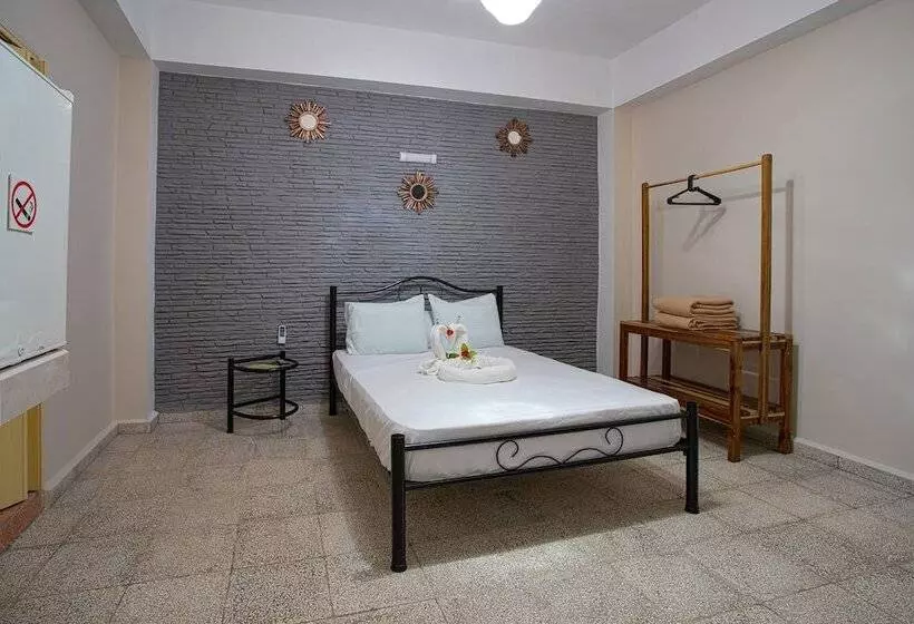 Riki's Hostal