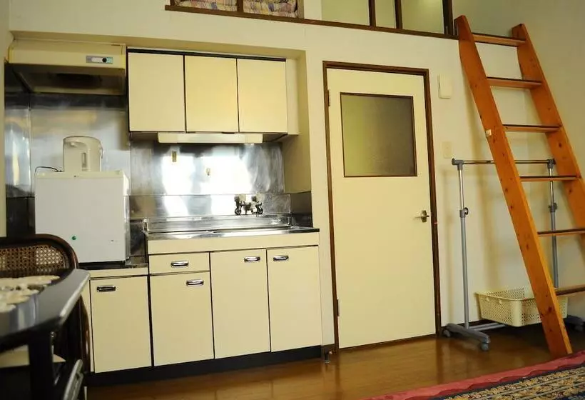 Retkeilymaja Petit Hotel Koizumi