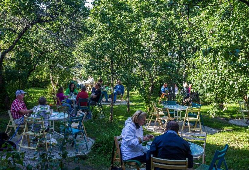 مبيت وإفطار Köpmans