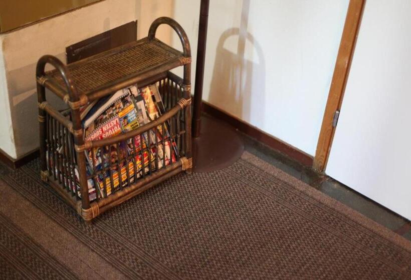 مبيت وإفطار Neljän Tuulen Tupa