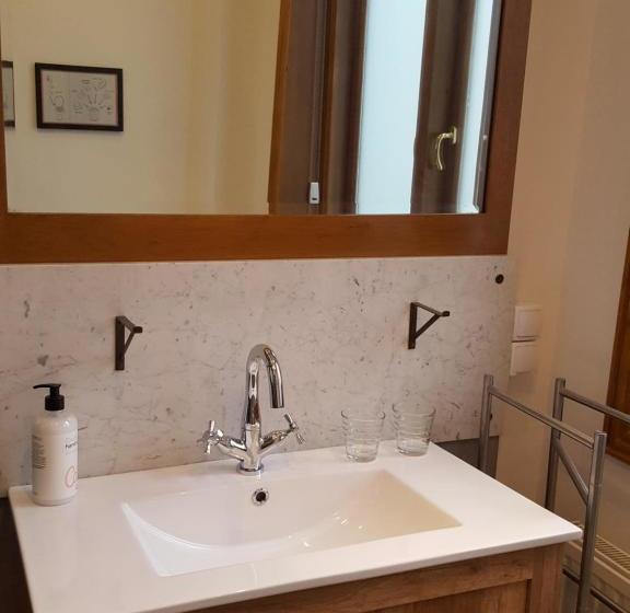 مبيت وإفطار Suites Aan De Singel By Vera