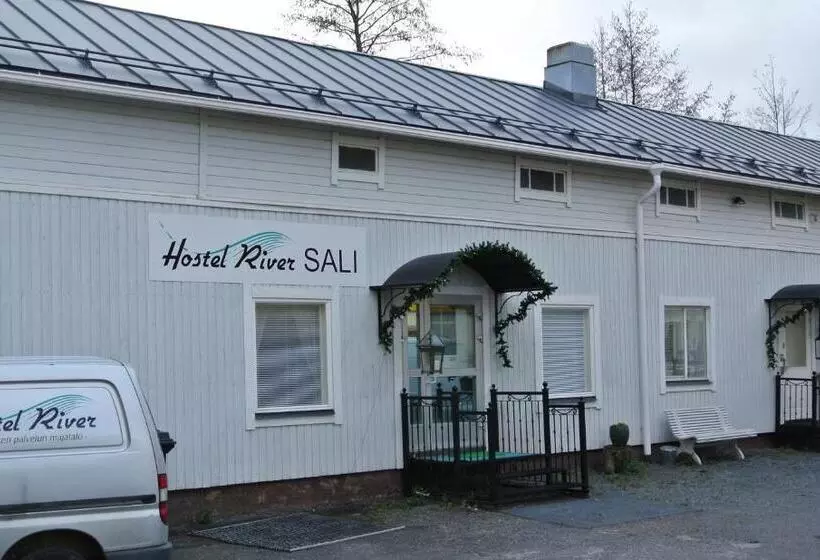 Hostel River