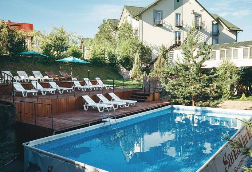 Отель курортний комплекс Santa Maria