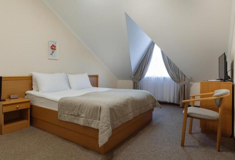 Отель курортний комплекс Santa Maria