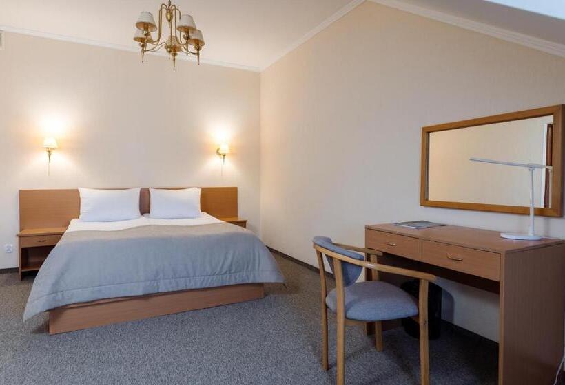 Отель курортний комплекс Santa Maria