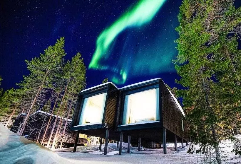 ホテル Arctic Treehouse