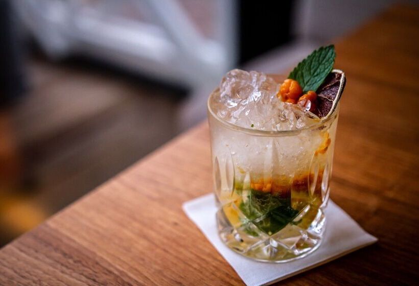 Hotel Arctic Treehouse