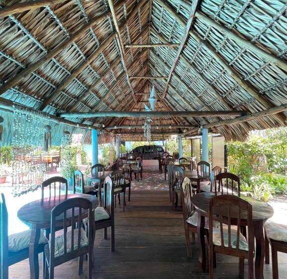 هتل Atelie Del Mar