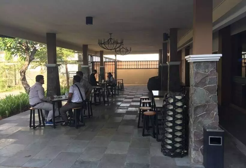 Akshaya Hotel Karawang