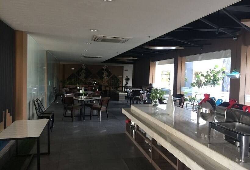 Akshaya Hotel Karawang