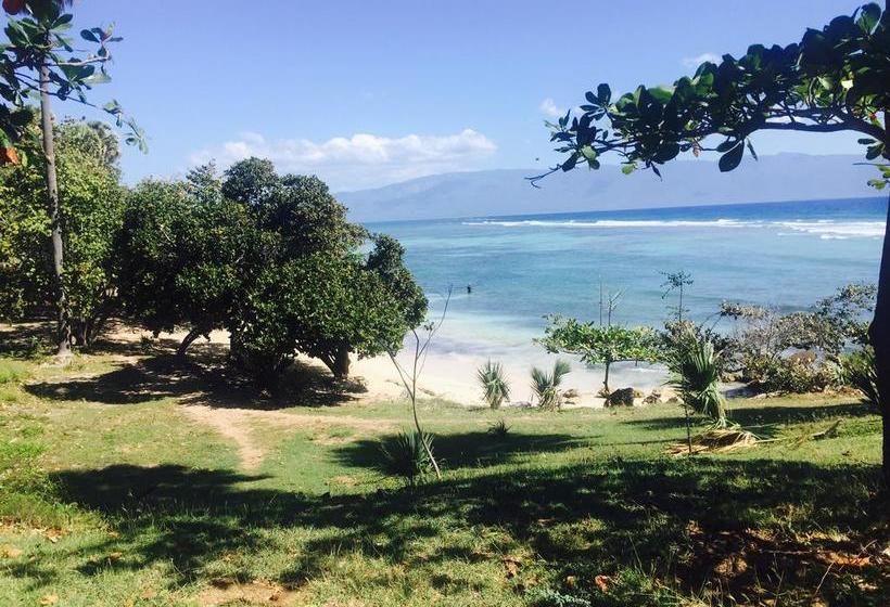 هتل La Saladilla Beach Club