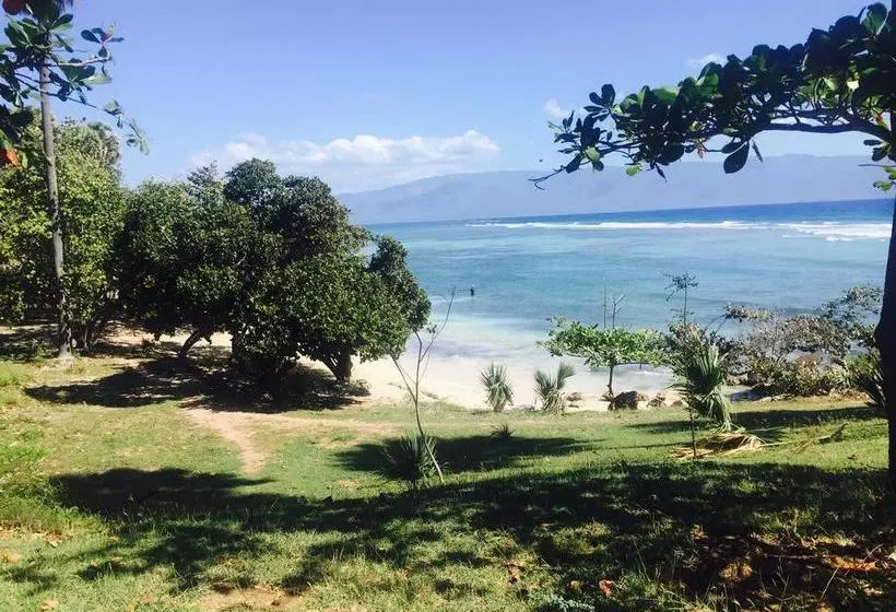 هتل La Saladilla Beach Club