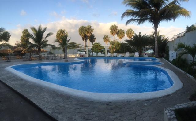 هتل La Saladilla Beach Club