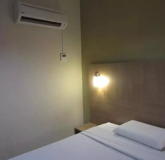 Hotel Radiant