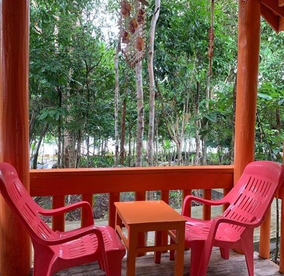 בית מלון כפרי The Wavy Sailor Bungalow S