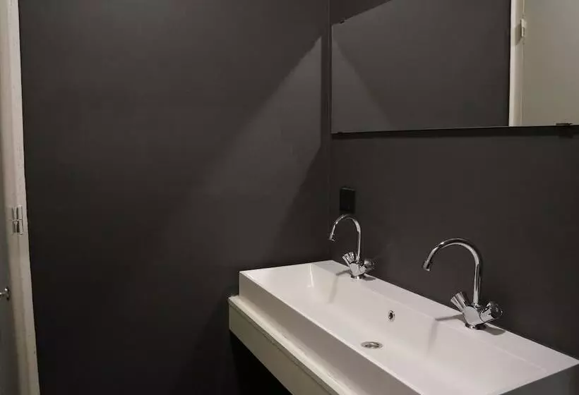 هتل Thuis Bij Schell