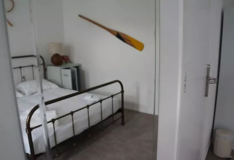 هتل Thuis Bij Schell