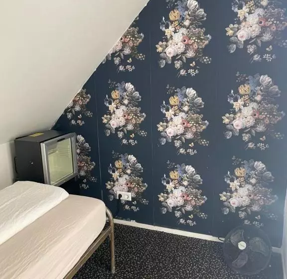 هتل Thuis Bij Schell