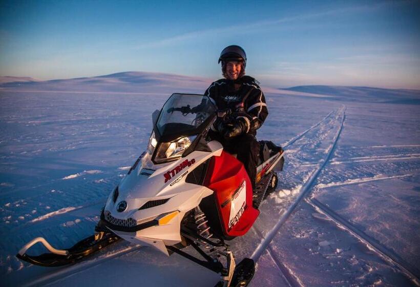 Tundrea Holiday Resort