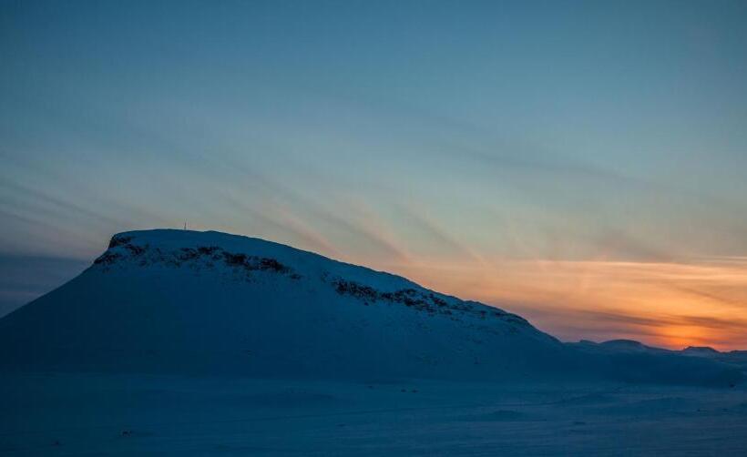 Tundrea Holiday Resort