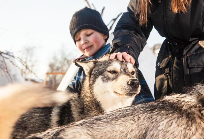 Tundrea Holiday Resort