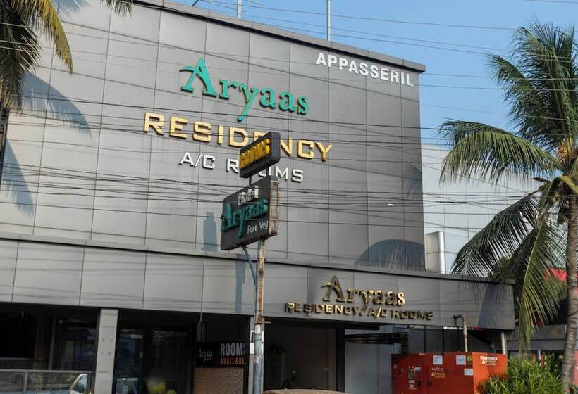 Hotelli Aryaas Residency Nettoor