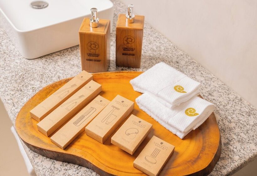 호텔 Uppuveli Beach By Dsk