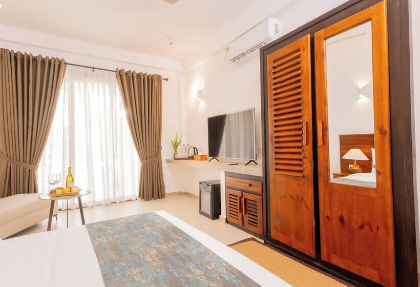 호텔 Uppuveli Beach By Dsk