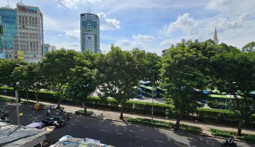 تختخواب و صبحانه Saigon Style Hostel & Cafe