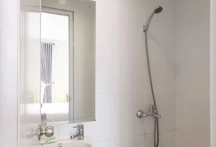 Hotelli Mono Coliving At Bsd City