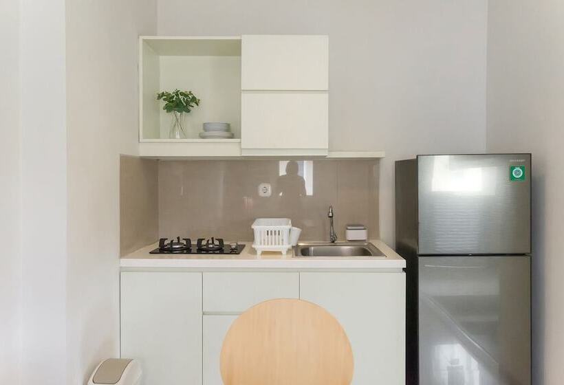 ホテル Mono Coliving At Bsd City