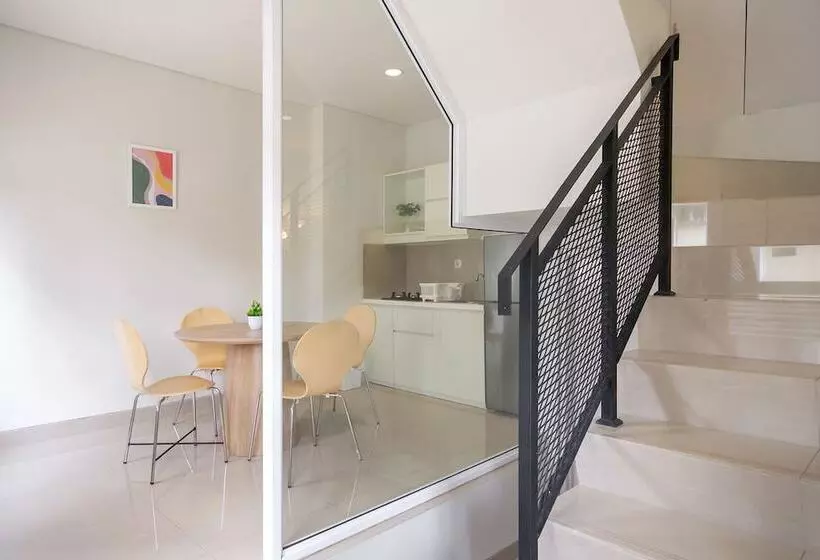 Hotelli Mono Coliving At Bsd City